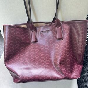 Michael Kors Red Tote Bag Elegant Design